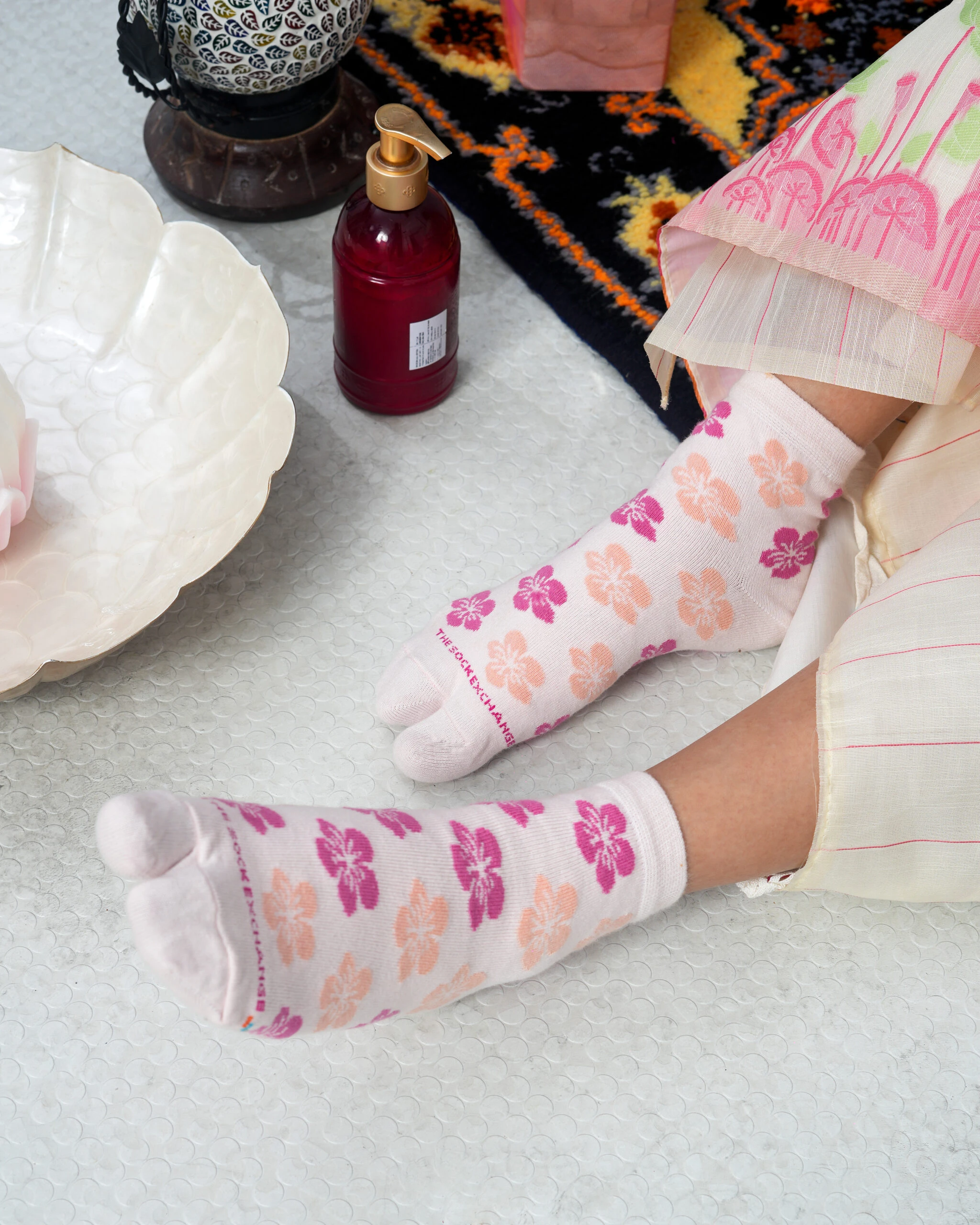 Toe Bloom – One Finger Ankle Socks