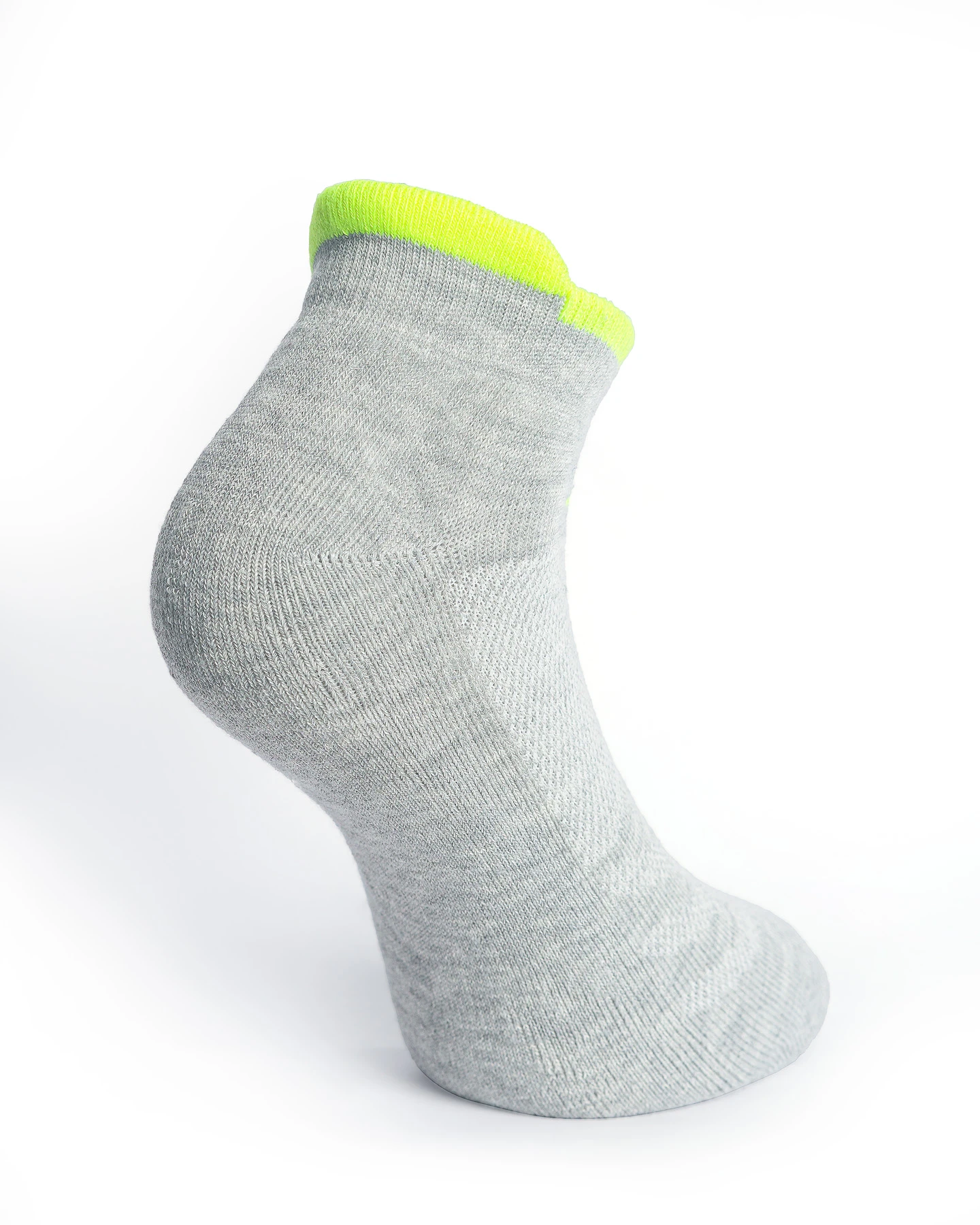 GripMax Performance Ankle Socks - Image 3